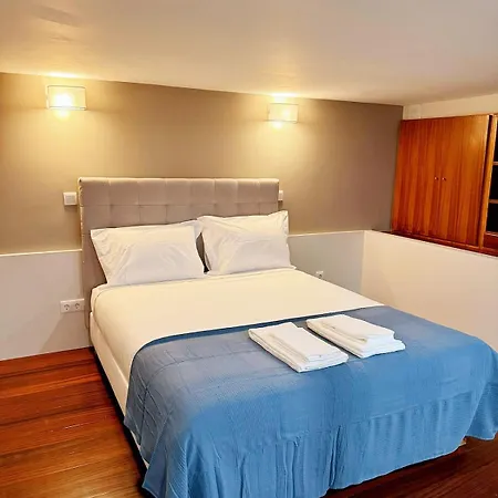 Downtown Spacious Suite-3min Metro